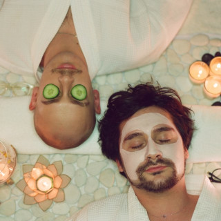 Frankie Stew and Harvey Gunn - Handle With Care album cover