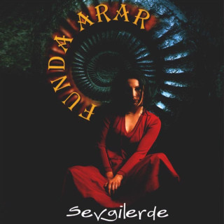 Funda Arar - Sevgilerde album cover