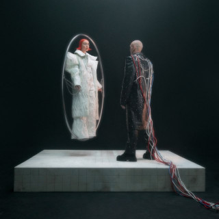 Amelia Moore - teaching a robot to love EP cover