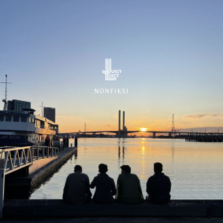 Juicy Luicy - Nonfiksi album cover