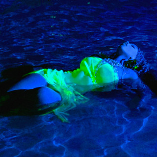 Chlöe - Trouble In Paradise album cover
