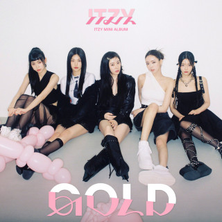 ITZY - GOLD album cover
