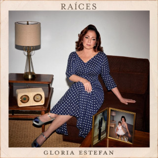 Gloria Estefan - Raíces album cover