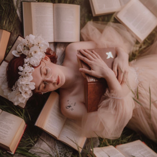 PEGGY - DEAR READER EP cover