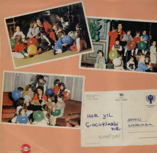 Nükhet Duru - Her Yıl Çocuklarındır... Sevgili Çocuklara album cover