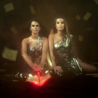 Neoni - How To Kill A Fairytale album cover