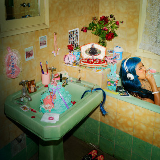 Ecca Vandal - LOOKING FOR PEOPLE TO UNFOLLOW album cover