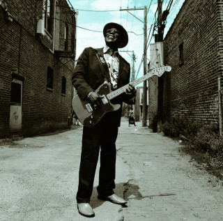 Buddy Guy - Bring 'Em In album cover
