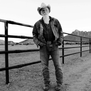 Seasick Steve - Keepin' The Horse Between Me And The Ground album cover