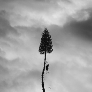 Manchester Orchestra - A Black Mile To The Surface album cover