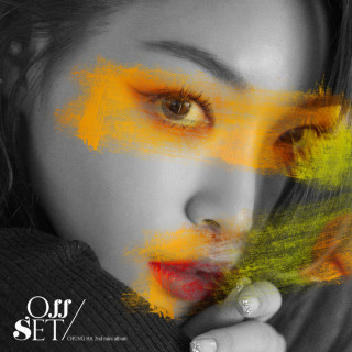 Chung Ha - Offset EP cover