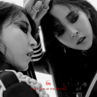 Moonbyul - Dark Side Of The Moon EP cover