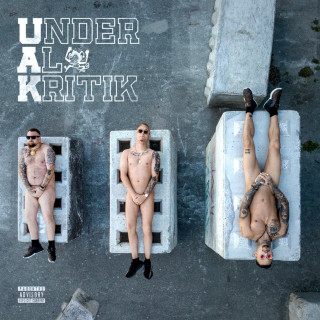Ude Af Kontrol - Under Al Kritik album cover