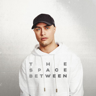 Illy - The Space Between album cover