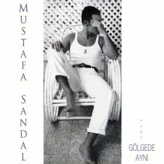 Mustafa Sandal - Gölgede Aynı album cover